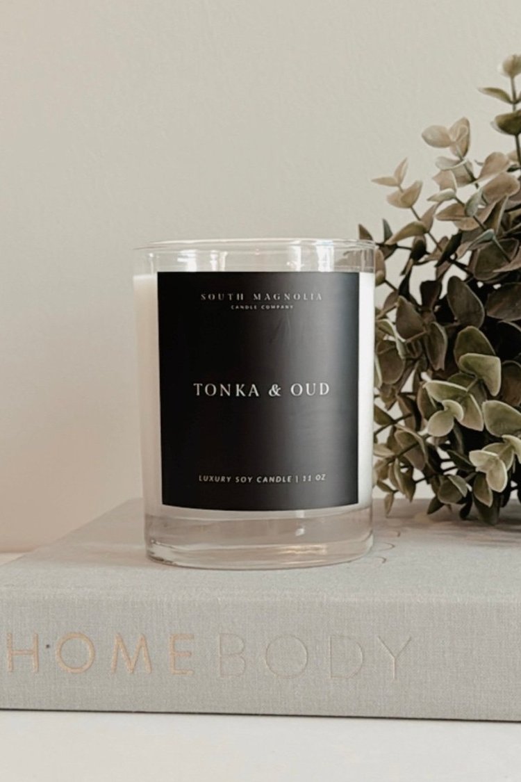 Tonka and Oud 11 oz Heavy Base Soy Candle